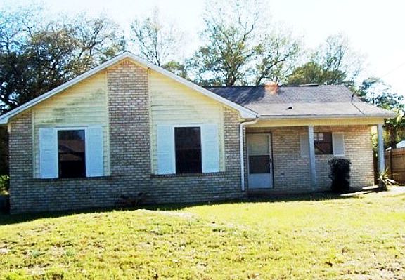 5th image of 10777 Silver Creek Dr