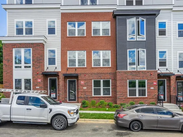 3591 Aster St, Fairfax, VA 22030