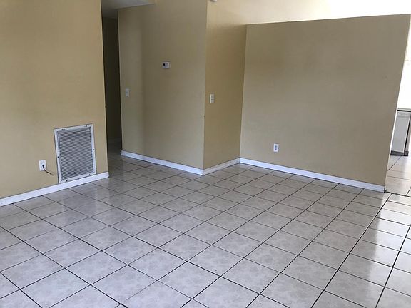 3rd image of 8301 Riverboat Dr