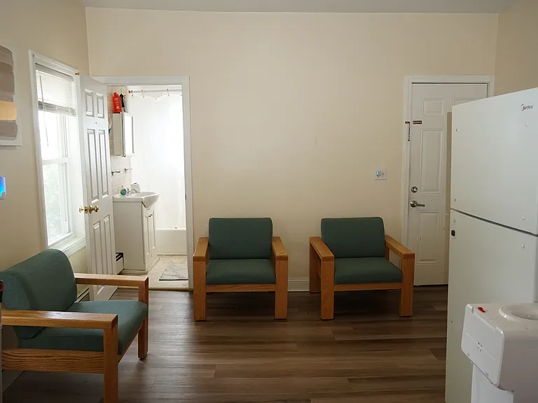 170 Middleboro Ave #2 — Photo 9