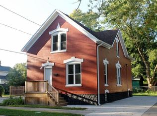 912 17th St, Racine, WI 53403