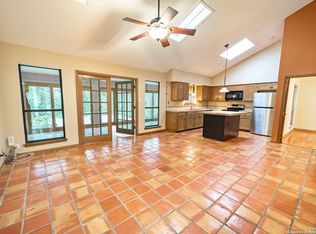 2830 Burnt Oak St, San Antonio, TX 78232