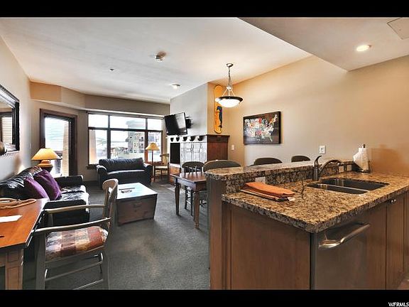 3rd image of 3720 N Sundial Ct #B319