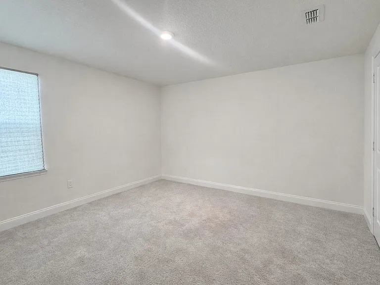 975 Vineyard Ridge Rd — Photo 18