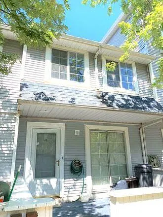 41A Country Dr E #1
