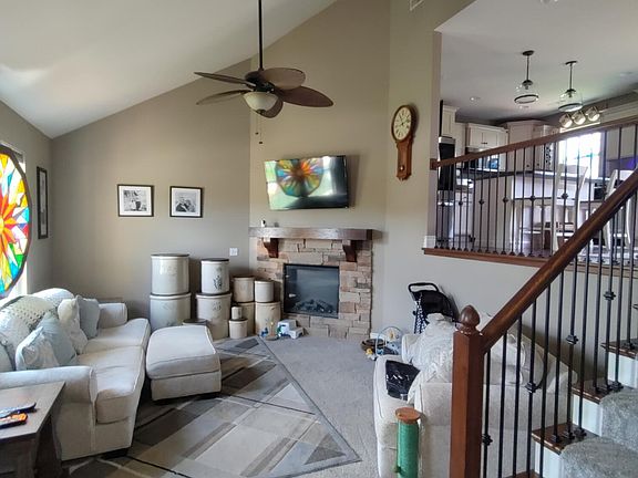 4th image of 13685 Nottoway Ct