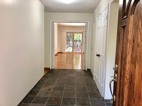 4th image of 1416 Yew St