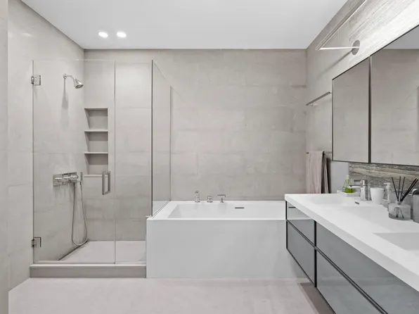 90 Lexington Avenue image 7 of 27