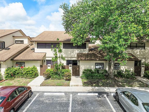 3rd image of 7640 NW 79th Avenue #L6