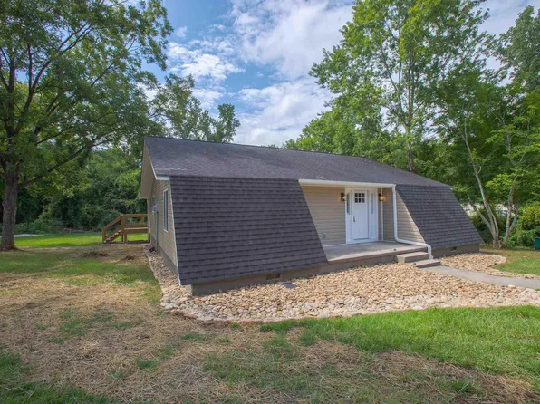 135 Regent St, Spartanburg, SC 29302