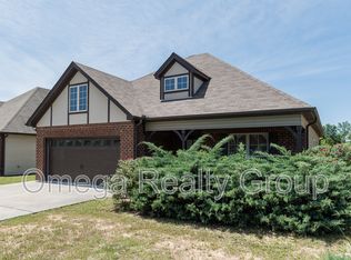 1024 Garnet Dr, Calera, AL 35040