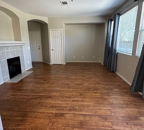2nd image of 41555 King Palm Ave