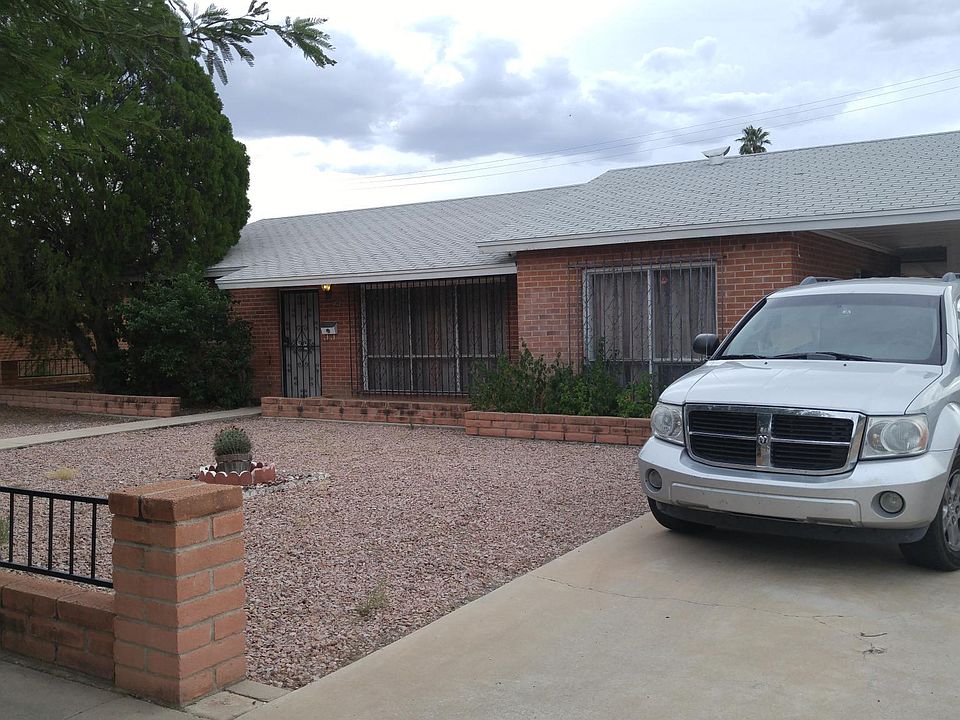 1st image of 402 S Kenyon Dr