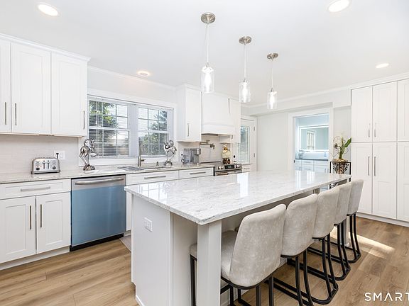 3rd image of 50 Palmer Avenue