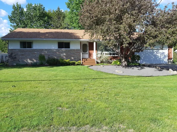 3864 Carp Rd N, Ottawa, ON K0A 1L0