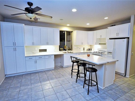 2nd image of 29801 Painted Desert Dr