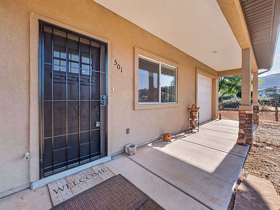 5th image of 501 W Johnson Dr