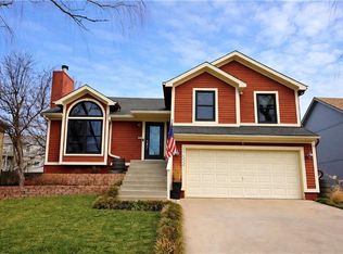 17524 W 111th Ter, Olathe, KS 66061