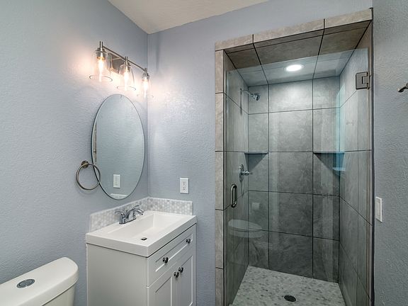 4th image of 1138 Alvarado St
