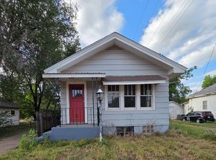 211 E 5th St, Cherokee, OK 73728
