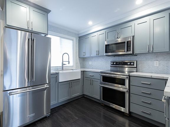 4th image of 3304 Cannongate Ct