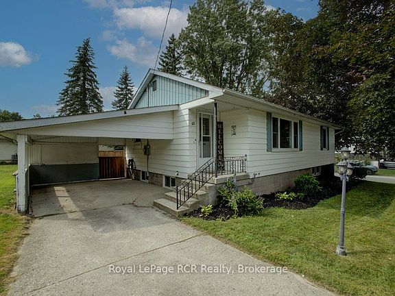 2nd image of 45 William St E
