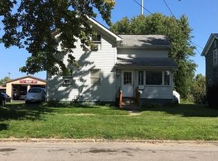 418 Madison St, Conneaut, OH 44030