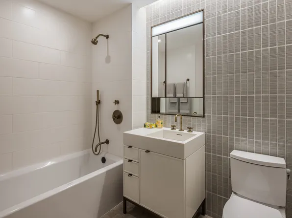 39 West 23rd Street image 11 of 13