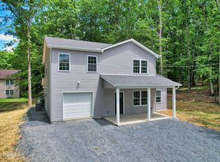 102 Buttercup Ter, Milford, PA 18337