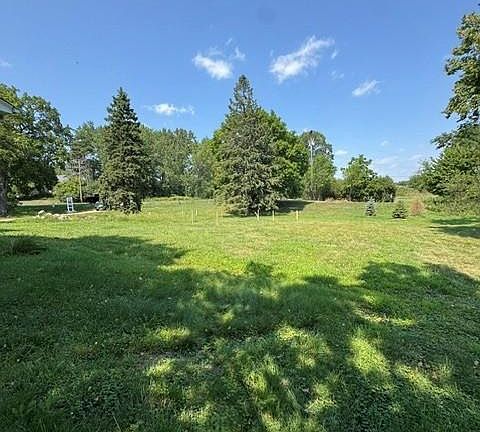 4th image of 1610 Shadywood Rd