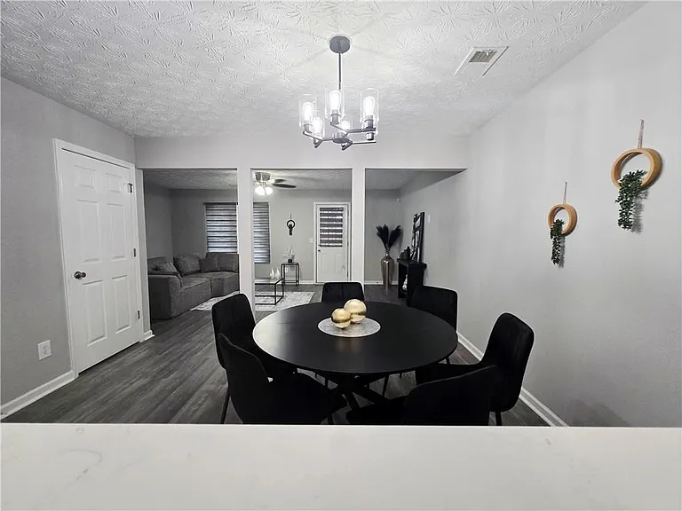 2430 Piering Dr — Photo 25
