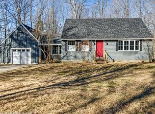 111 N Raymond Rd, Gray, ME 04039