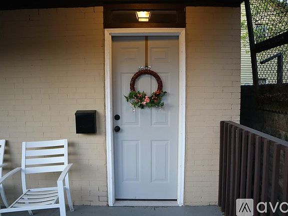 Front door and convenient mailbox