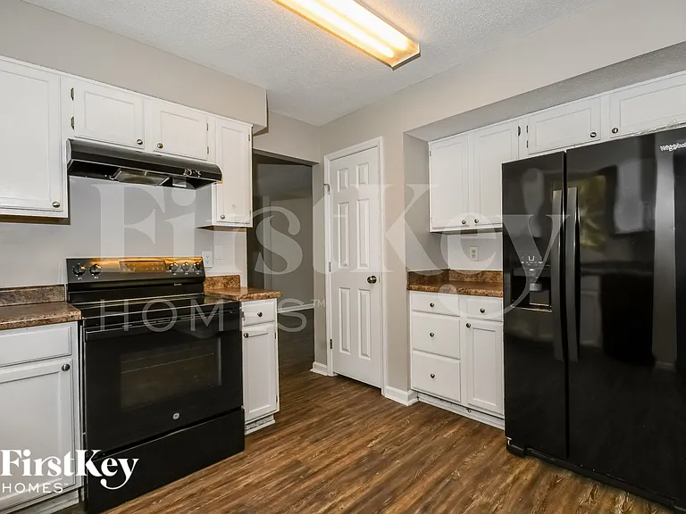 160 Danzid Dr — Photo 6
