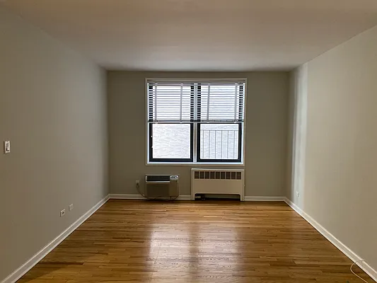 Rented by Compass | media 2