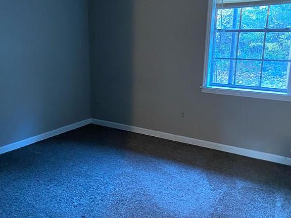 4th image of 245 Greenway St #19