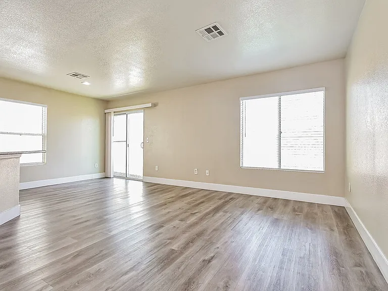 1820 Loida Ct — Photo 5
