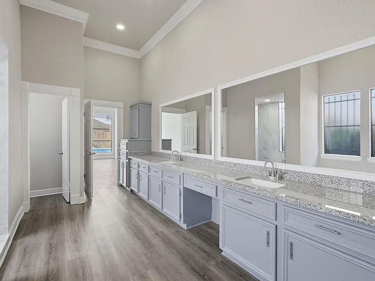 7611 Naremore Dr — Photo 22