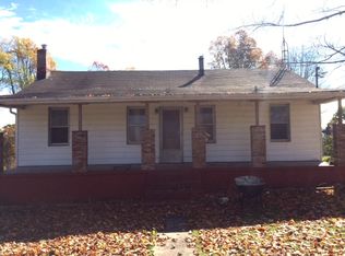 1415 Leivasy Rd, Nettie, WV 26681