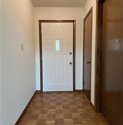 2nd image of 3118 Iowa St