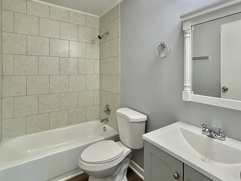 23 Saint John Ct — Photo 7