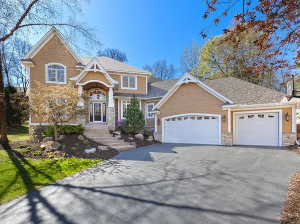 9380 Preston Pl, Eden Prairie, MN 55347