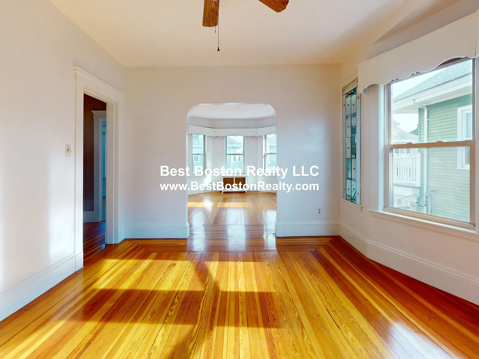 2 bed, 1.0 bath, 1100 sqft, $2,900 — Photo 1