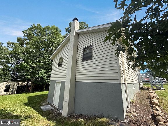 5th image of 513 M St