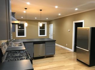 46 Powhatan St #2, Providence, RI 02909