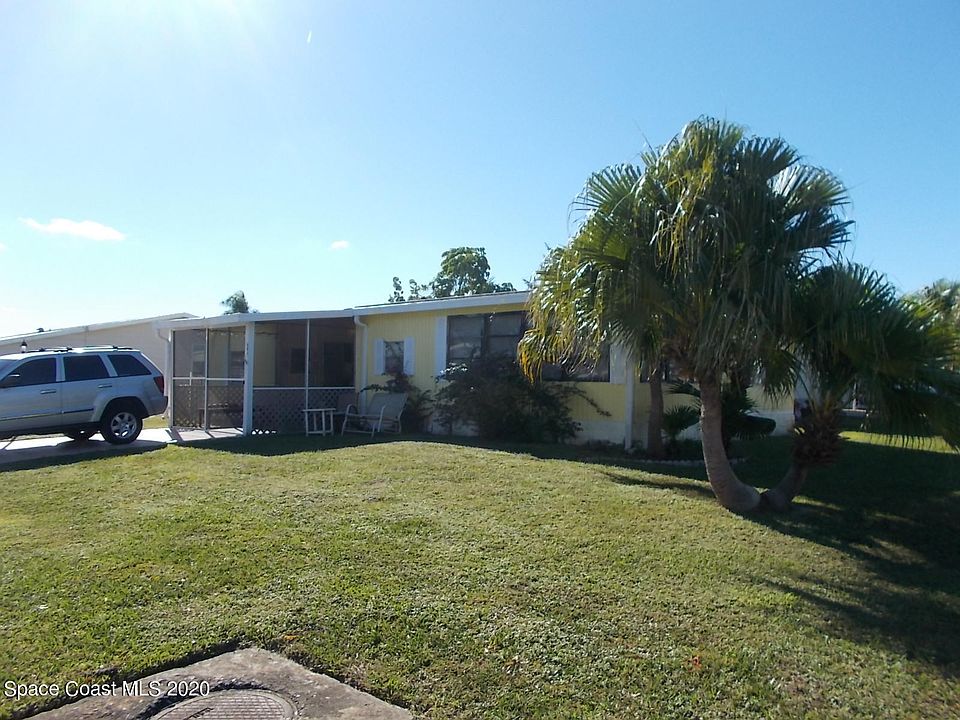 2nd image of 446 Egret Cir