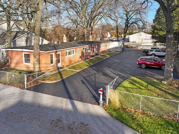 29 S Pistakee Lake Rd, Fox Lake, IL 60020