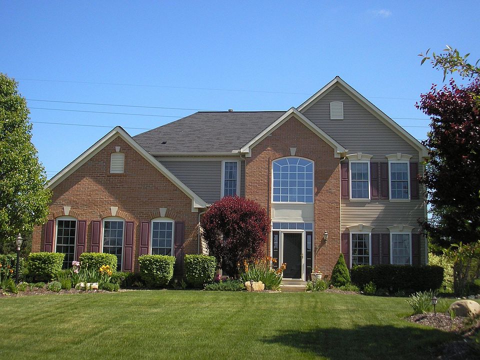 306 Ensemble  -  Great Curb Appeal