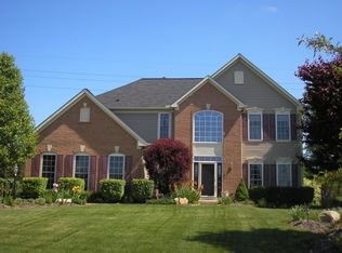 306 Ensemble Dr, Cuyahoga Falls, OH 44223