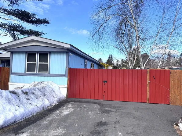 27 Picadilly E, Loch Sheldrake, NY 12759